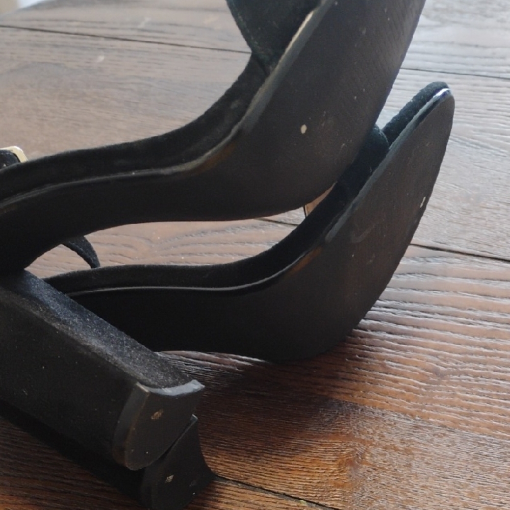 {$20 BUNDLED} STEVE MADDEN Black Leather Suede Ankle Strapped Block Heel Sandals - Picture 10 of 11